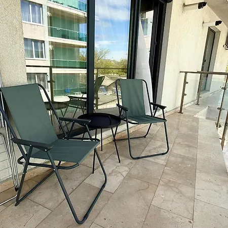 Holidays Vibes Mamaia Nord Apartament
